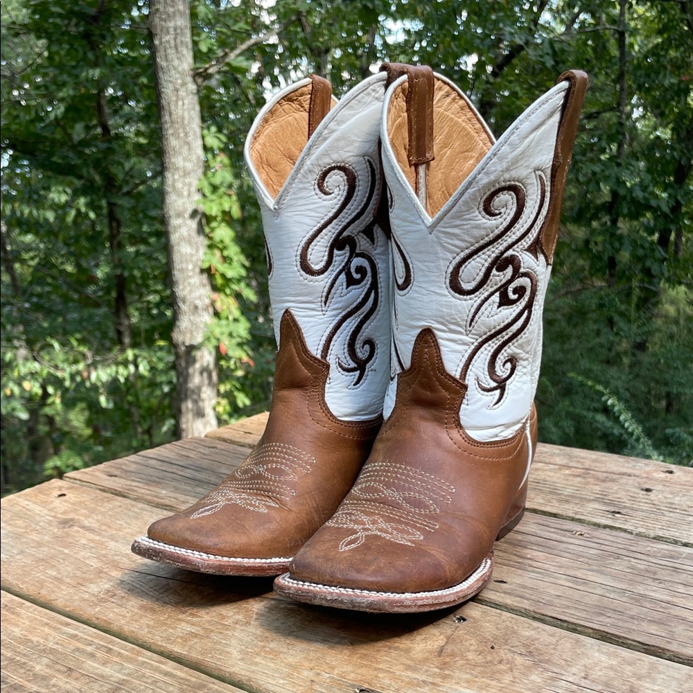 ELLIUT WESTERN BOOTS Sz 6